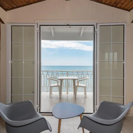 Sea View Lejlighed *