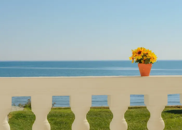 Sea View *